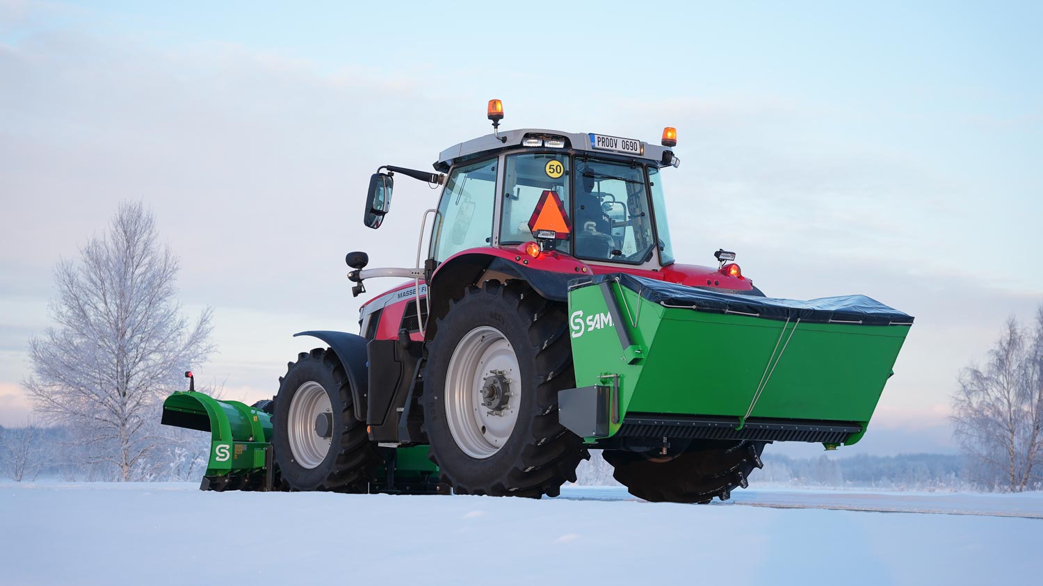 SAMI hot-dip galvanized SLH sand spreader on a Massey Ferguson tractor