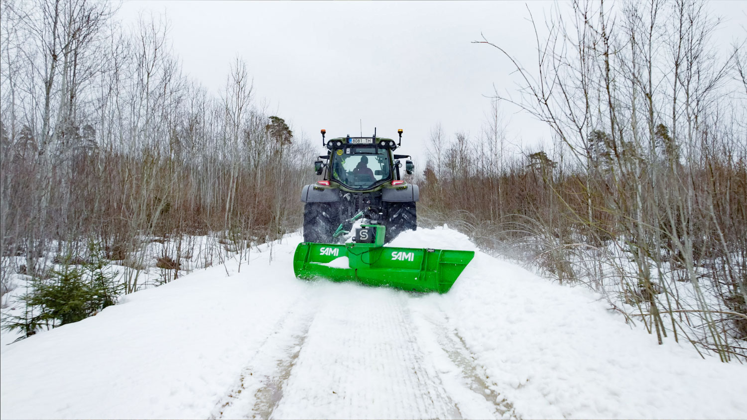 SAMI PRO rear blade on a Fendt 724 tractor