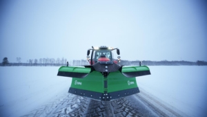 SAMI snow plough VMA-3200 on a Massey Ferguson 6R tractor